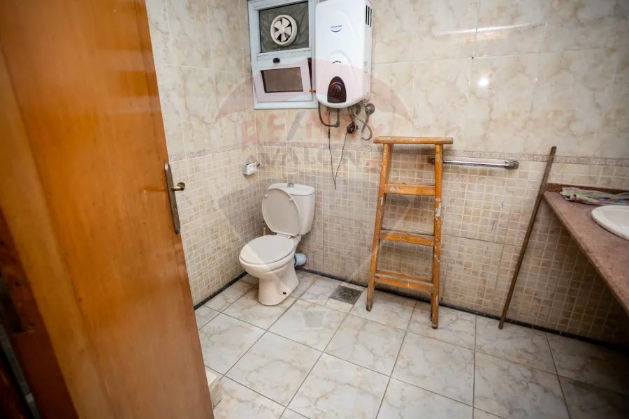 Administrative apartment for sale 177 m Louran (Abd El Salam Aref St)