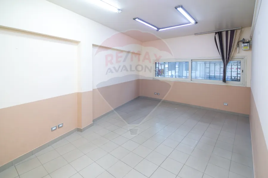 Administrative headquarters for rent 300 m Laurent (Abu Qir Street)