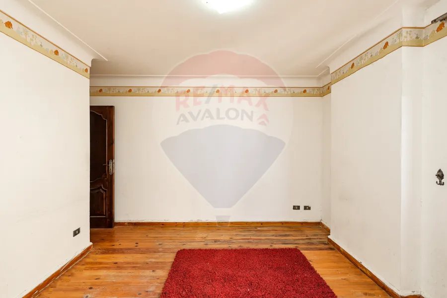 Apartment for rent furnished 244 m Saba Pasha (Seria Royal Plaza Towers)