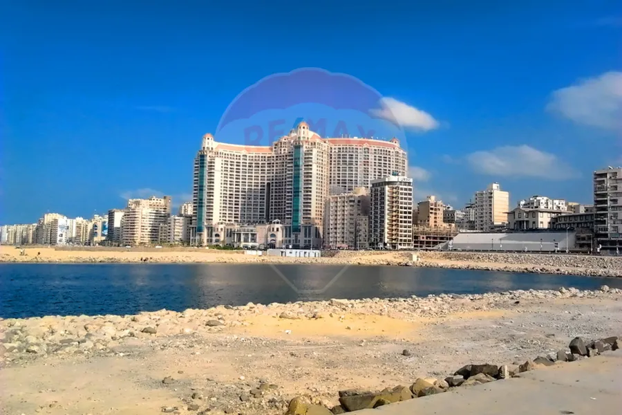 شقة للايجار 267 م سان ستيفانو (الفور سيزون )