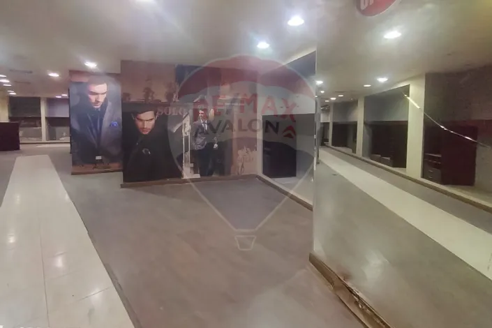 محل + ميزان للإيجار 460 م مصطفى كامل (ش ابو قير)