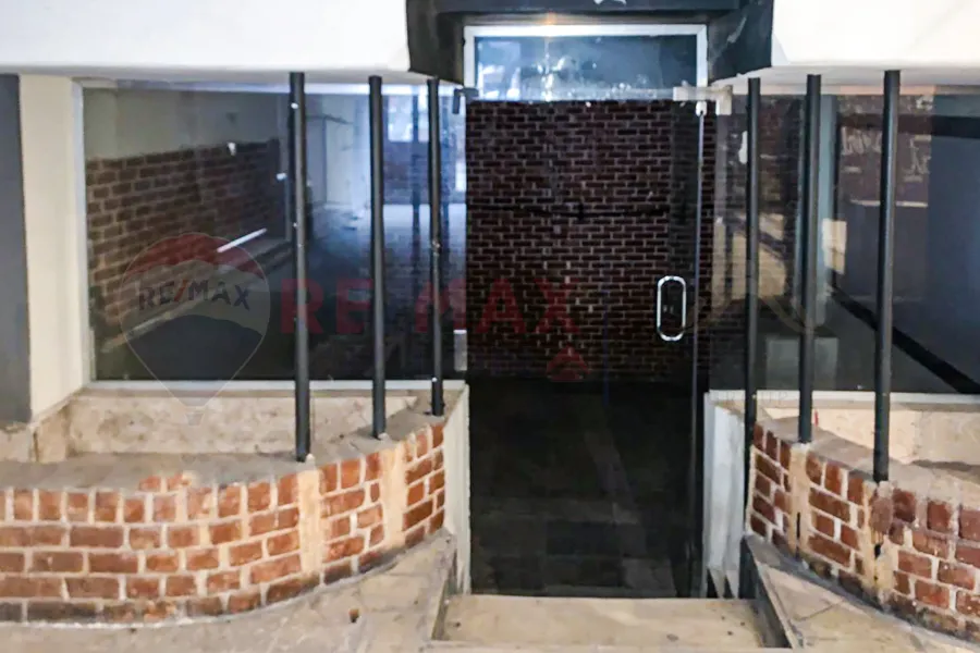 Shop for rent 330 m Smouha (Ismail Serry St.)