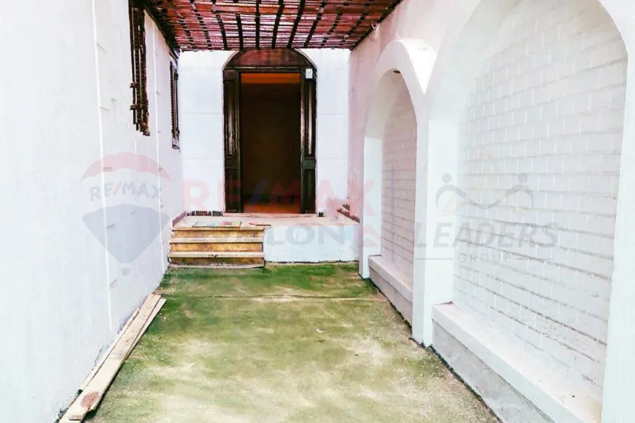 Commercial headquarters for rent 200 m Mohamed Naguib (directly on the sea)