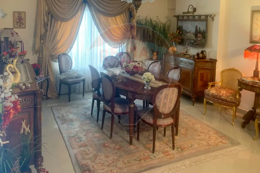 Apartment for sale 220 m Gleem (Hadaya basha St.)