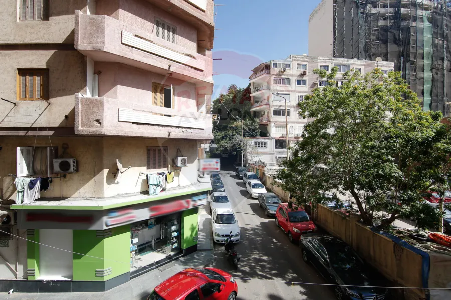 Apartment for sale 300 m Kafr Abdo (Qaradhi st)