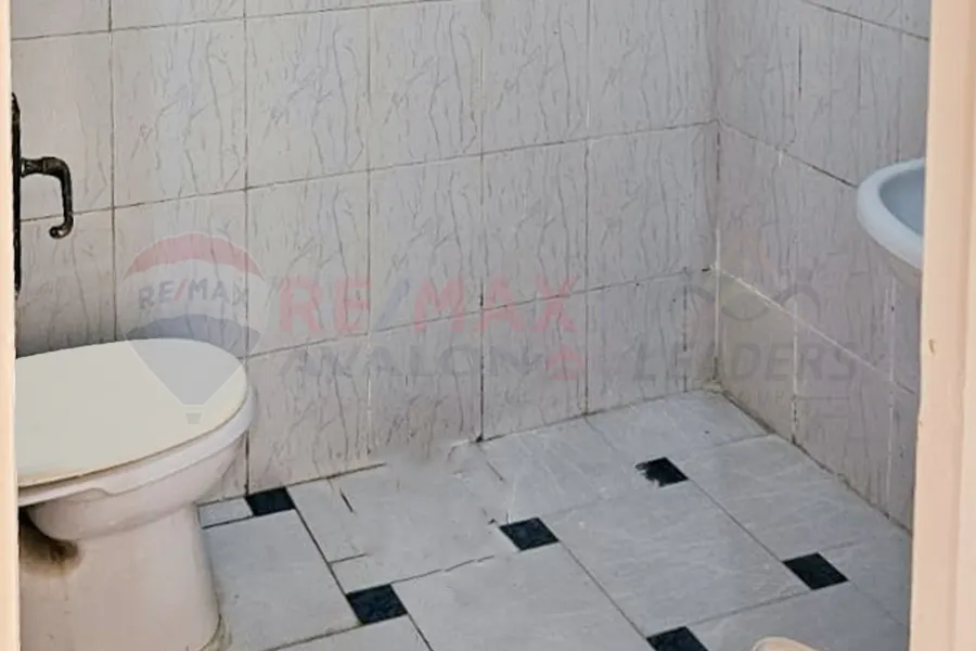 Apartment for sale 146 m Sidi Bishr (steps from Al-Issawi)