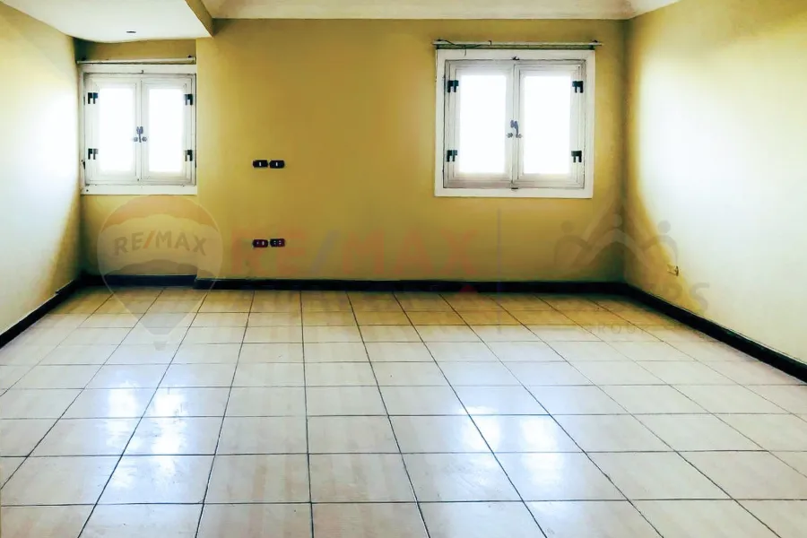 Commercial headquarters for rent 200 m Mohamed Naguib (directly on the sea)