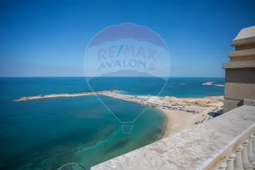 Penthouse for sale 400 m Al Saraya (directly on the sea)