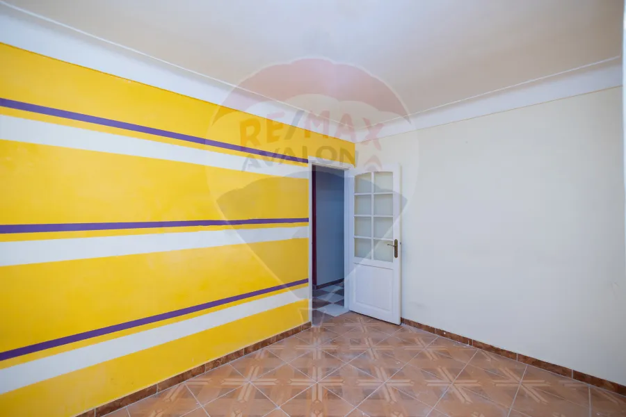 Apartment For rent 150 m Al-Hadara (Galal El-Din El-Desouky st.)