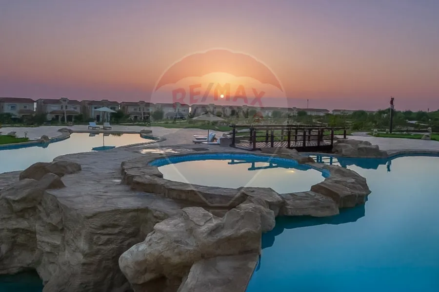 Villa Town House for sale North Coast (Sidi Abdelrahman - kilo 142) 168 m