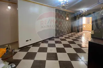 Apartment for rent 130 m Louran (steps from the tram)