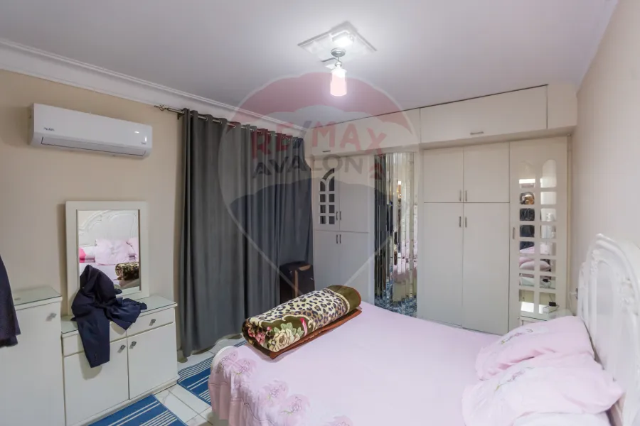 Administrative apartment for sale 170 m AL Mandara (Directly on the sea)