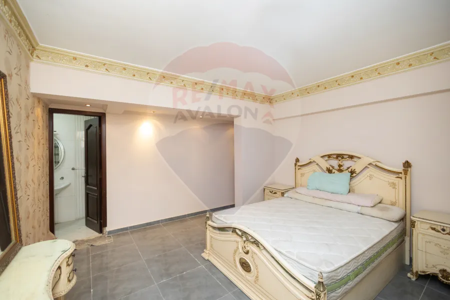 Apartment for sale 240 m Moharam Bek (Moharam Basha district)