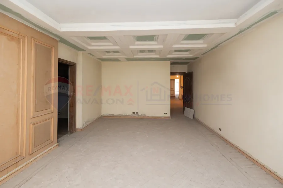 Apartment for sale 375 m Zizinia (In front of the Jewelry Palace - Brand Building) - 18,000,000 EGP