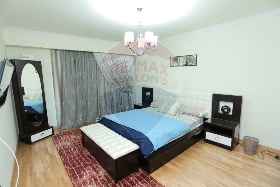 Apartment for rent 295 m San Stefano (Four Season Towers)