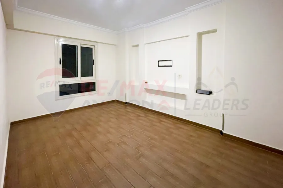 Apartment for rent 140 m Smouha (El-Rayada St.)