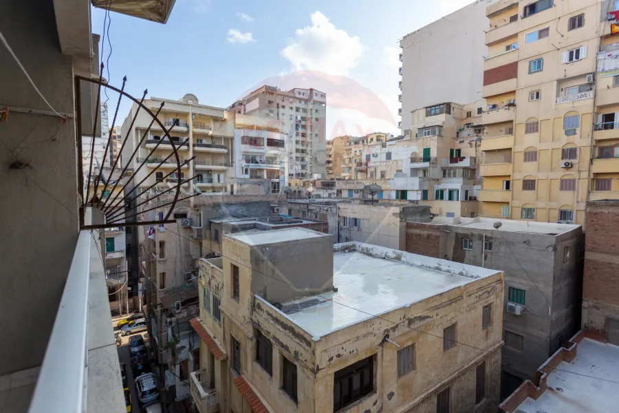 Apartment for sale 184 m Sporting (Steps from Port Said St. and the sea)