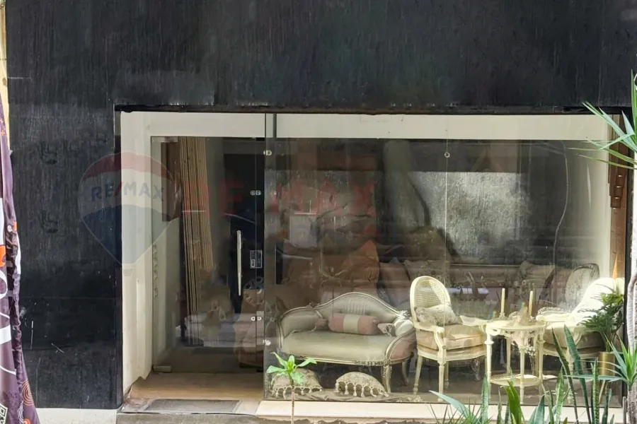 Shop for rent 40 m Louran (Abu Qir St.)