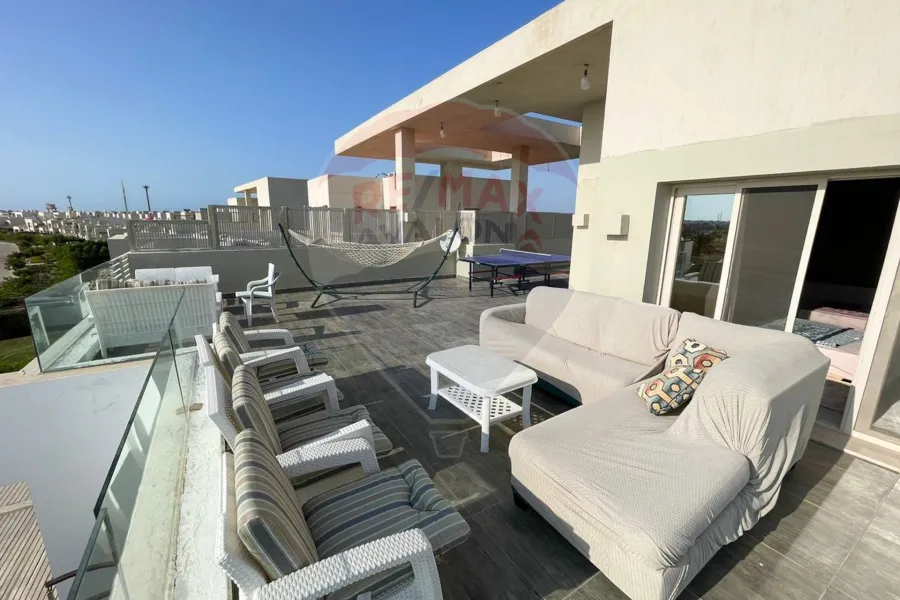 Penthouse for sale (Hacienda Bay) 234 m