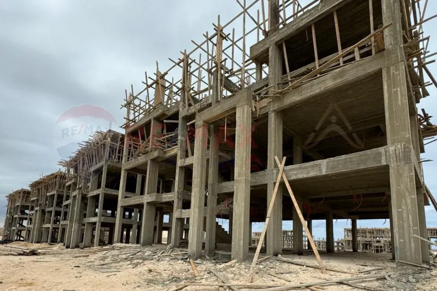 Chalet for sale (Cali Coast - Ras El Hekma) 86 m