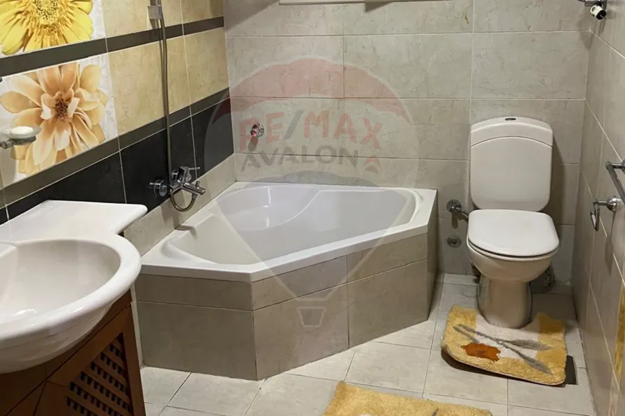 Licensed apartment for sale 140 m Wabour Almayah (Branched from Galal Aldin El Desoky St)
