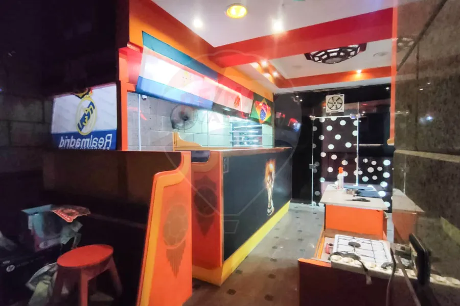 Shop for sale 86 m Miami ( Gamal Abdel-Naser St.)