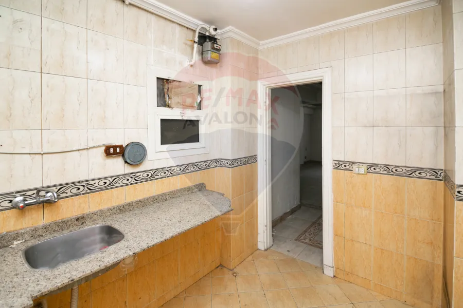 Apartment for sale in 130 m Al-Syouf (Gamila Bou Harid St.)