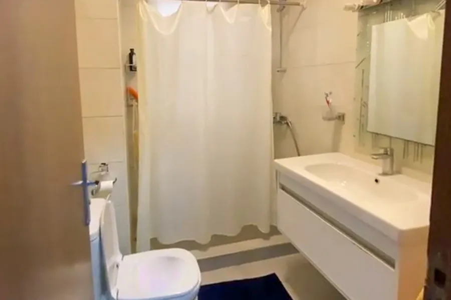 شاليه أرضي بجاردن للبيع (أمواچ) 144 م + 120 م جاردن
