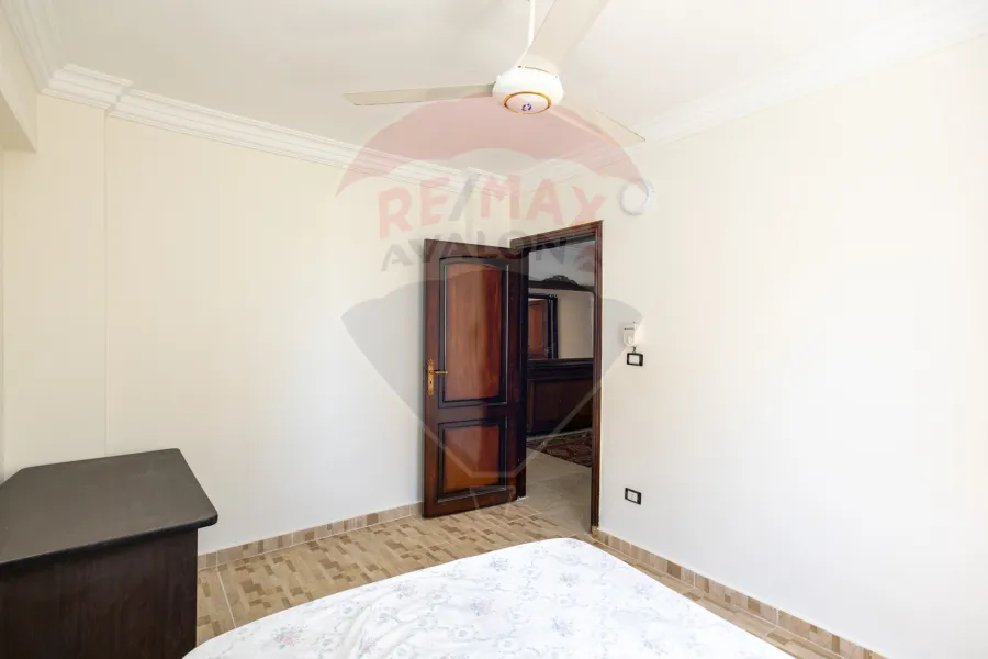 Twin house villa for sale (Horus and Golden Sands) 190m