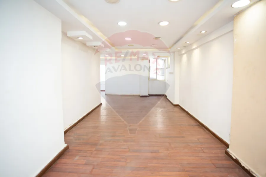 Administrative apartment for rent 70 m Louran (Abu Qir St.) - 20,000 EGP monthly