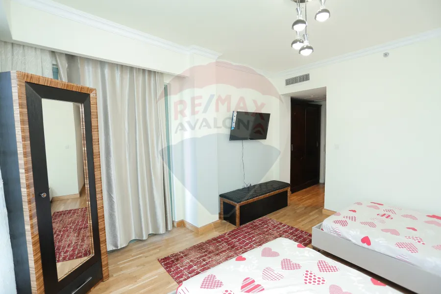 Apartment for rent 295 m San Stefano (Four Season Towers)
