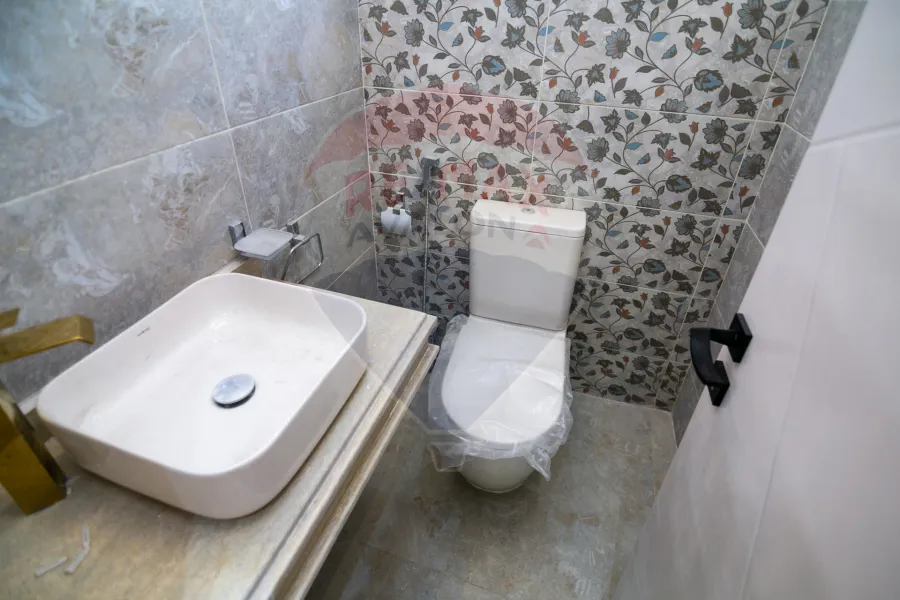 Apartment for sale 200 m Glem (Mostafa Fahmy St.)