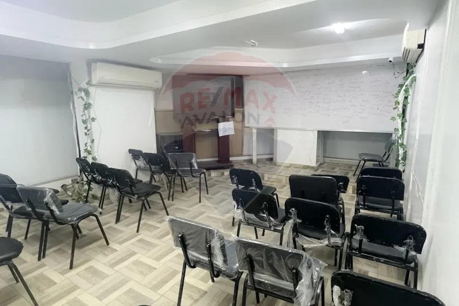 Commercial basement for sale 200 m Al Ibrahimiyah (Abd El-Moneim Sanad St)