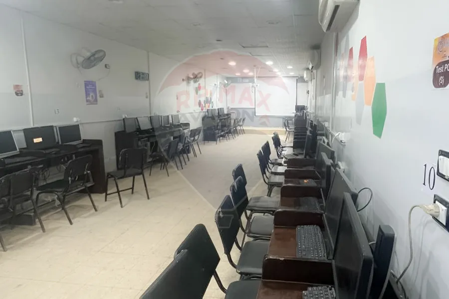 Commercial basement for sale 200 m Al Ibrahimiyah (Abd El-Moneim Sanad St)