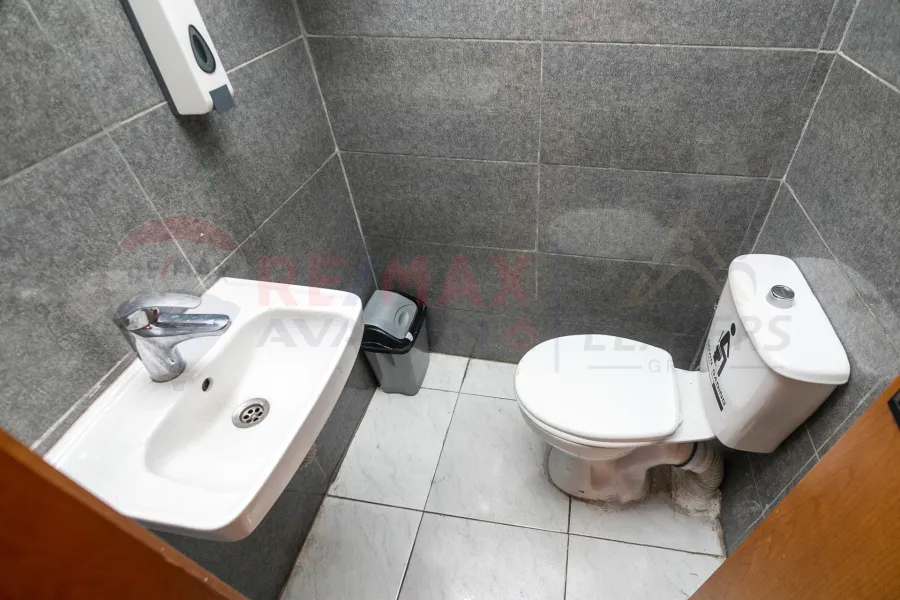 Shop for rent 180 m Camp Caesar (Ahmed Qamha St.)