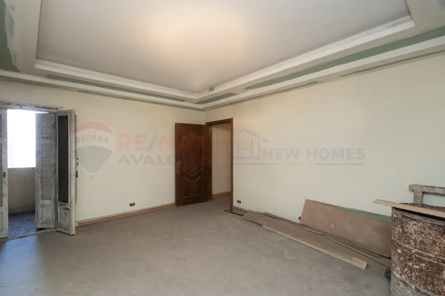 Apartment for sale 375 m Zizinia (In front of the Jewelry Palace - Brand Building) - 18,000,000 EGP