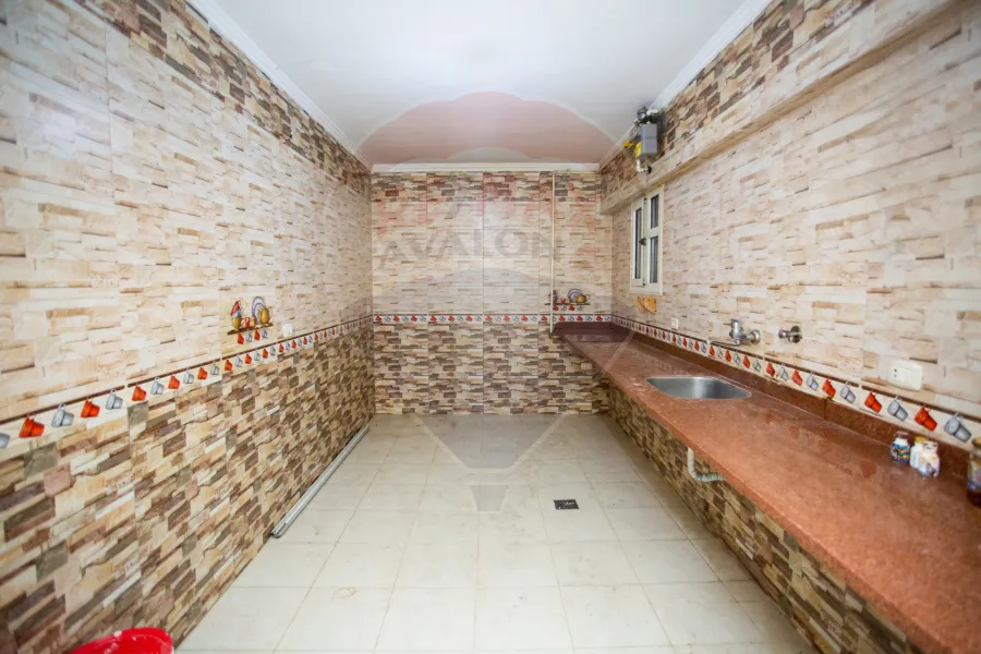 Licensed apartment for sale 220 m Saba Basha