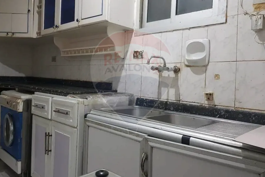 Apartment for sale 105 m Sporting (Directly on the tram)