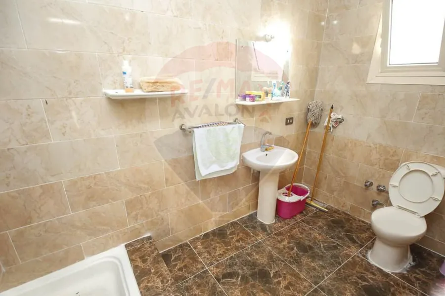 Standalone villa for sale King Mariout (Behind the Hilton Hotel) 470 m