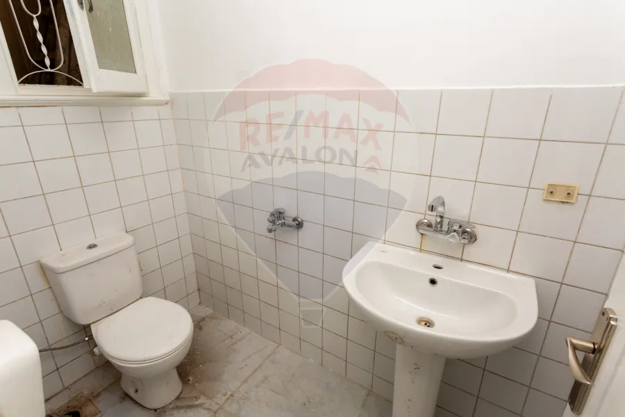 Administrative apartment for sale 95 m Sidi Gaber (Abu Qir St.)