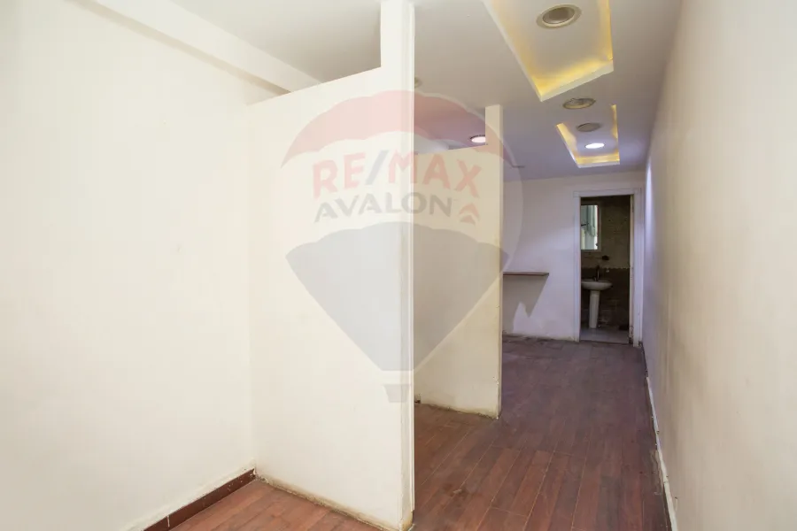 Administrative apartment for rent 70 m Louran (Abu Qir St.) - 20,000 EGP monthly