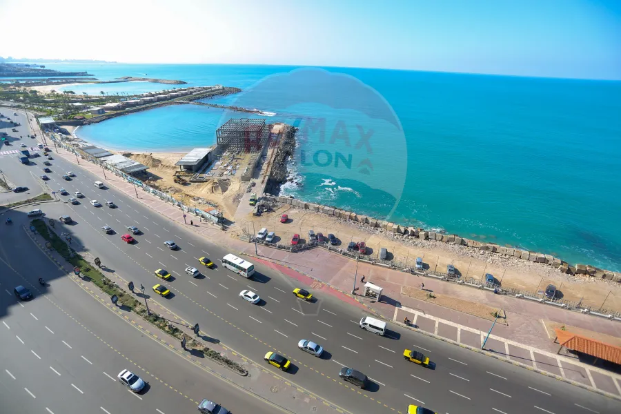 شقة للبيع 450 م لوران (طريق الجيش - عمارة براند)