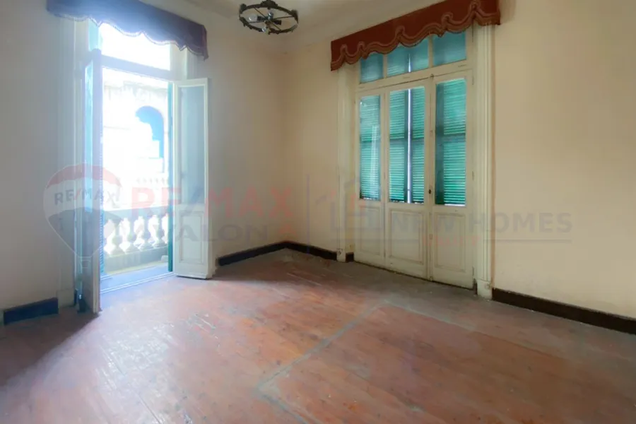 Apartment for sale 238 m net Latin District (Aly Amin Maher st.)
