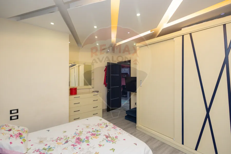 Apartment for sale 160 m Fleming (Abdelfattah El-Tawil St.)