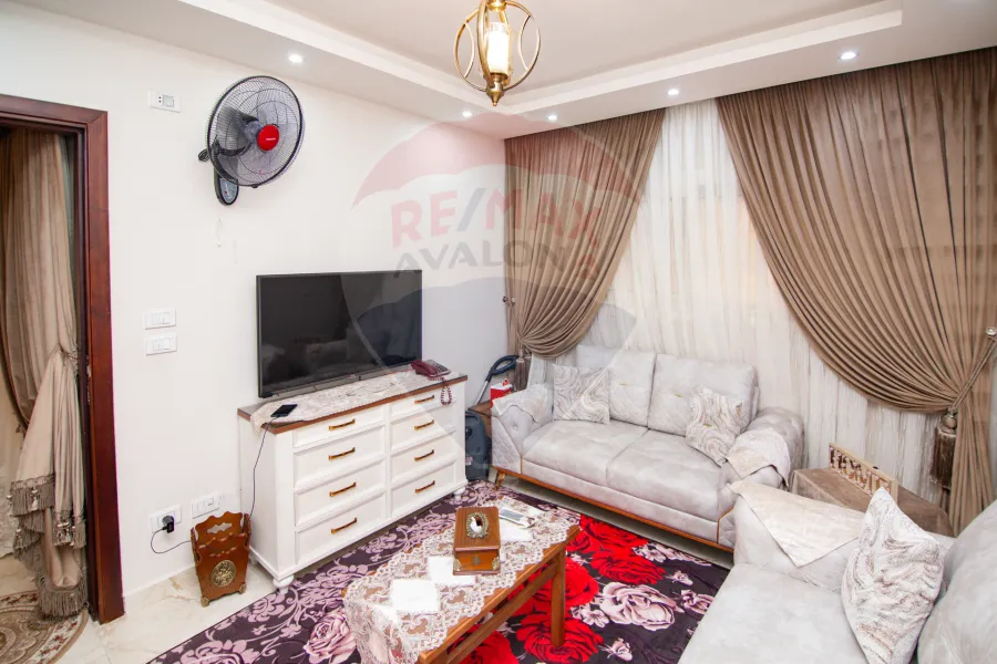 Apartment for sale 150 m Miami (Steps from El Essawy St.)
