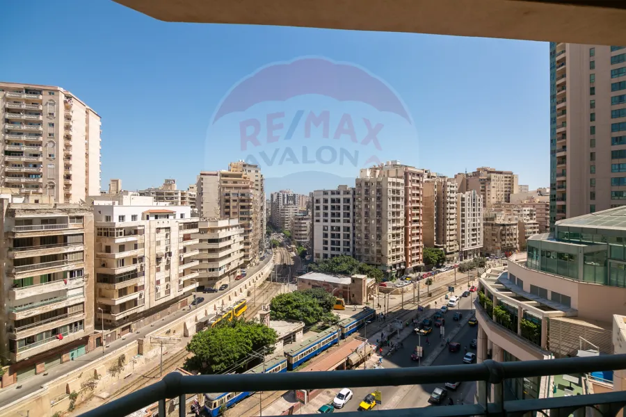 شقة للايجار المفروش 270 م سان ستيفانو (طريق الجيش) - 5,500 ج يومياً