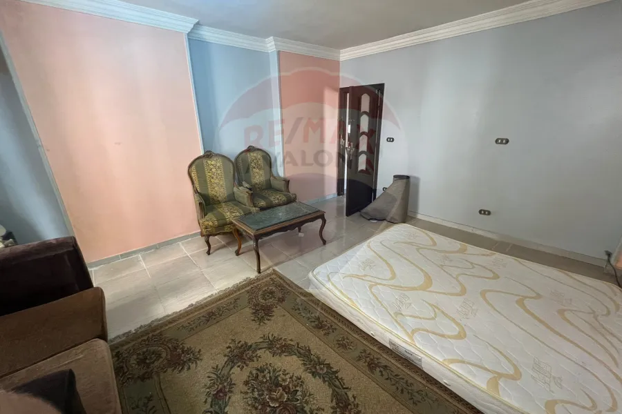 Apartment for rent 130 m Louran (Al-Taroty St.Branched from Shaarawy St.)