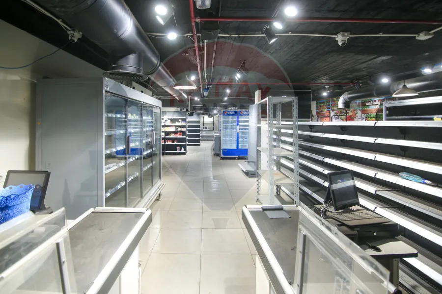 Shop for rent 272 m Smouha (Steps from Mostafa Kamel)