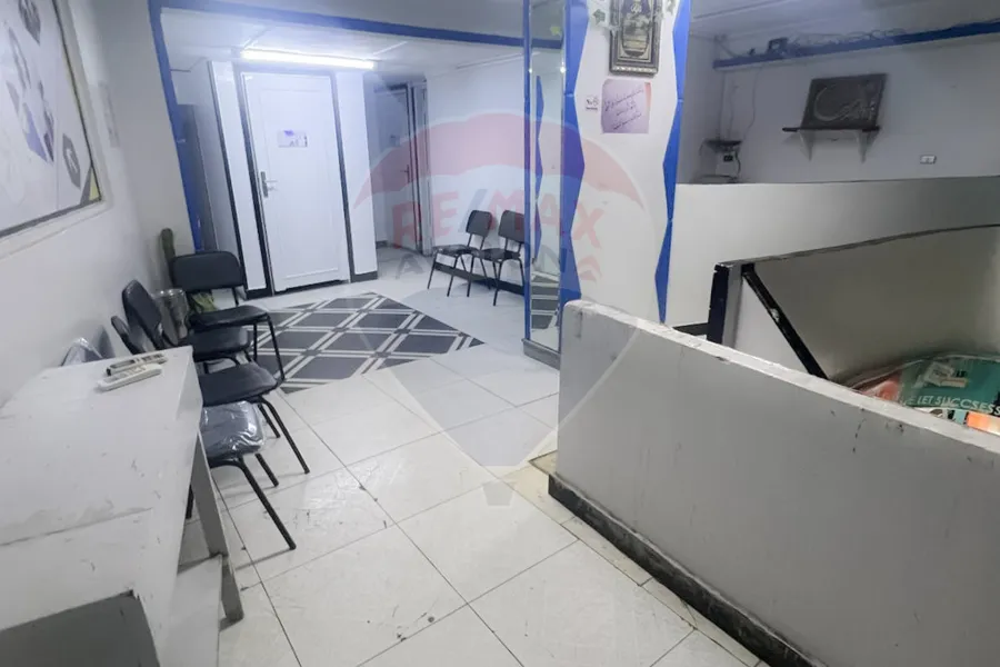 Mezzan for sale 400 m Al Ibrahimiyah (Abd El-Moneim Sanad St)