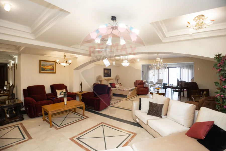 Apartment for sale 325 m Smouha (ِAlbert Al-Awal st. - brand building)
